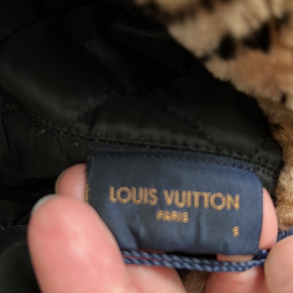 Louis Vuitton Chapka Leopard Hat - Picture 9 of 11